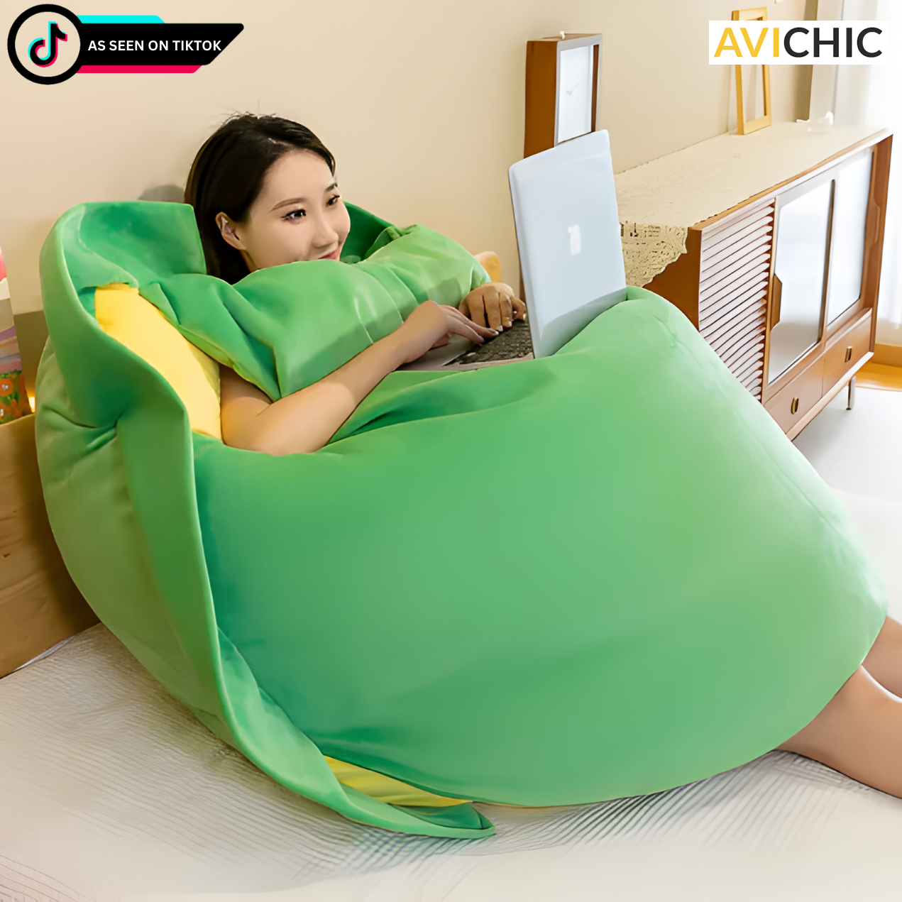 Avichic⢠- ShellSnuggle