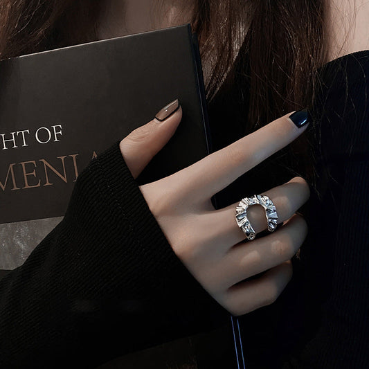 Pleated U-shaped Adjustable Ring