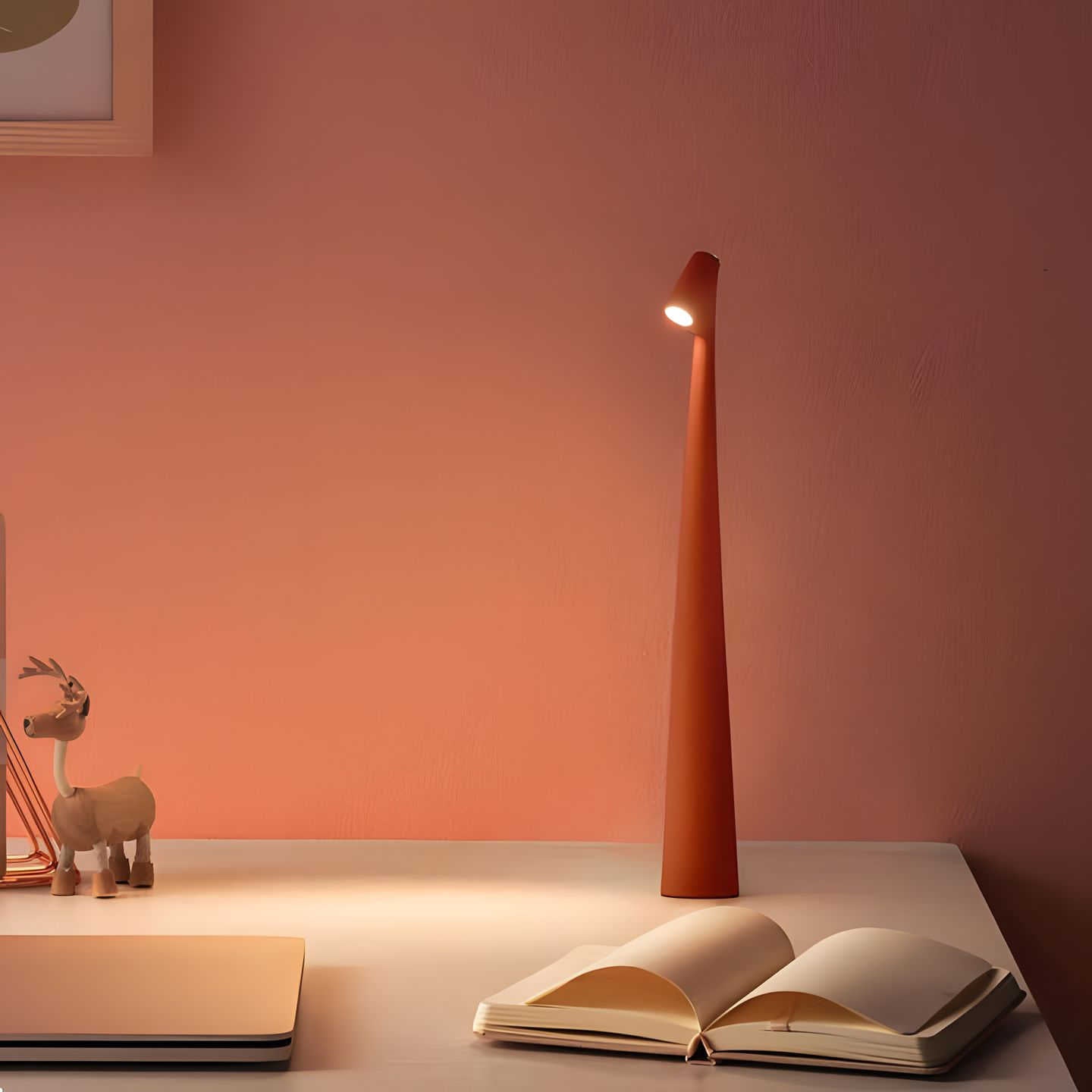 Minimalist Dimmable LED Table Lamp with Rechargeable Battery and Warm White Light