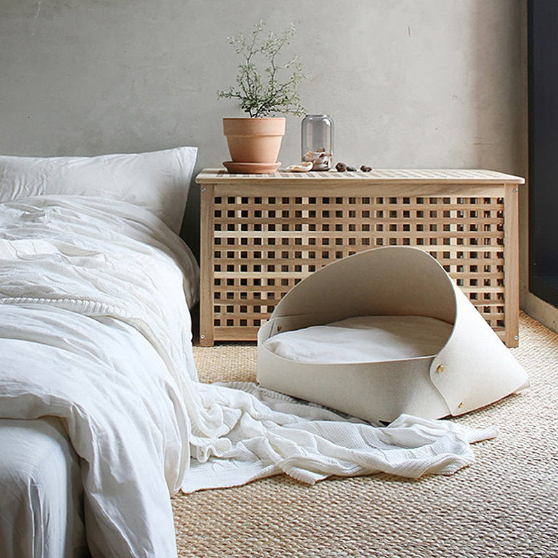 Semi-Enclosed Felt Cat Bed