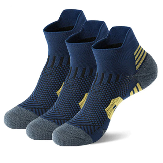 3 Pairs Professional Sports Socks – Quick-Dry Non-Slip Short Fitness Socks for Running, Basketball, Cycling, and Training