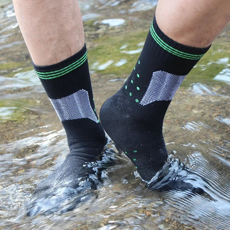 Waterproof Breathable Outdoor Socks – Warm Thermal Socks for Hiking, Skiing, Camping, Cycling, and Winter Sports