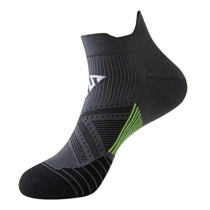 Breathable Compression Sports Socks – Quick-Dry Running, Fitness & Marathon Socks for Men and Women