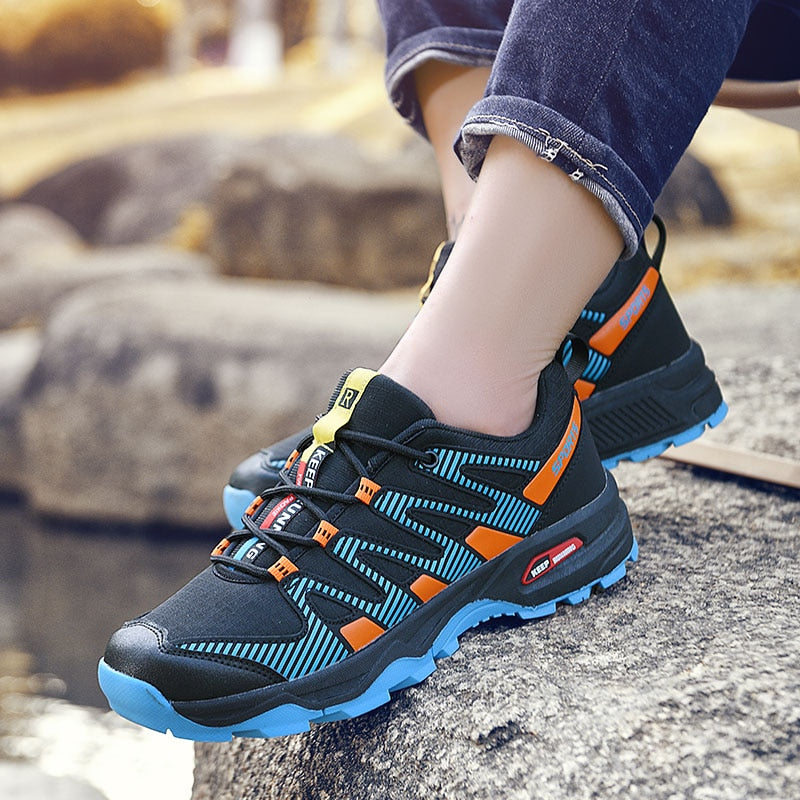 Trek with Confidence and Stay Cool with Our Breathable Men's Hiking Shoes, Perfect for Climbing and Exploration