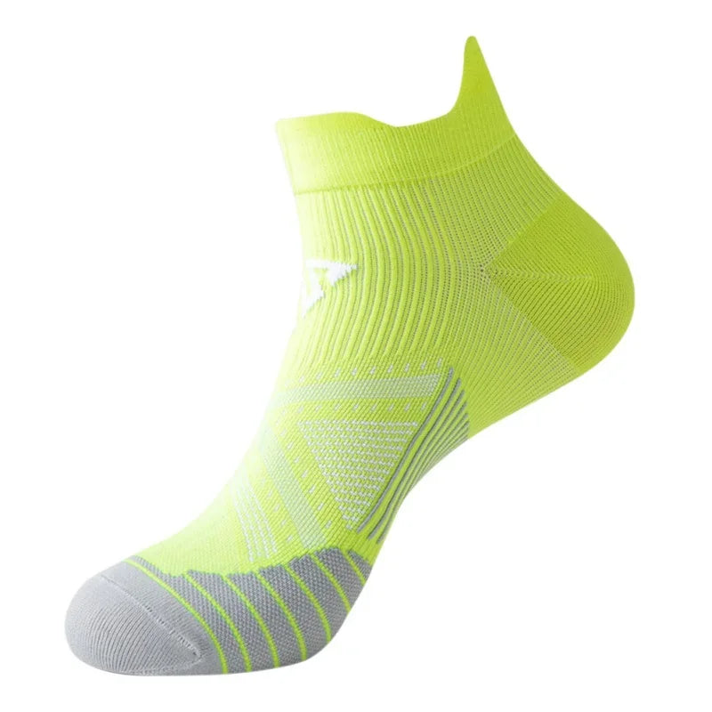 Breathable Compression Sports Socks – Quick-Dry Running, Fitness & Marathon Socks for Men and Women