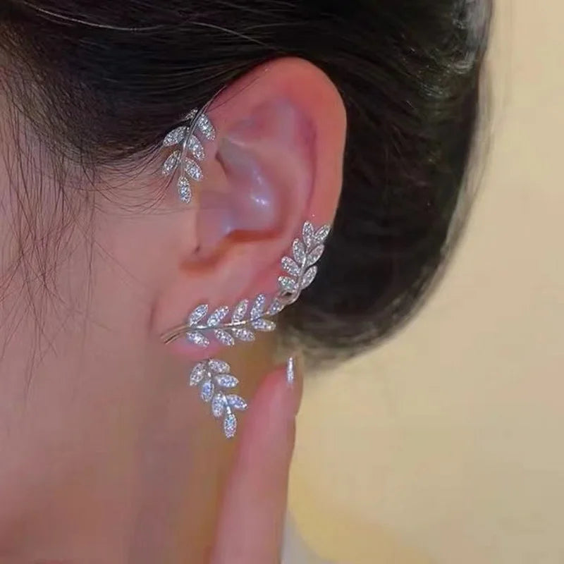 Exquisite Sparkling Zircon Leaves Ear Cuff Stud Earring for Women Silver Color Cubic Zirconia Earrings Party Jewelry