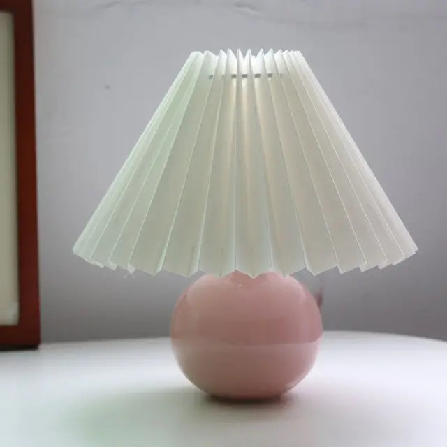 Luminous Heritage: Vintage Table Lamp with Pleated Shade – Elegant Antique Retro Nightstand Lighting Solutions