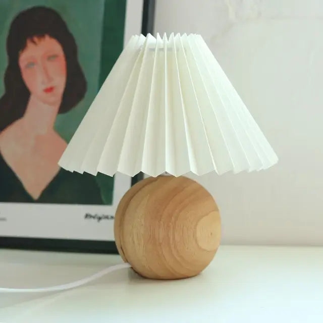 Luminous Heritage: Vintage Table Lamp with Pleated Shade – Elegant Antique Retro Nightstand Lighting Solutions