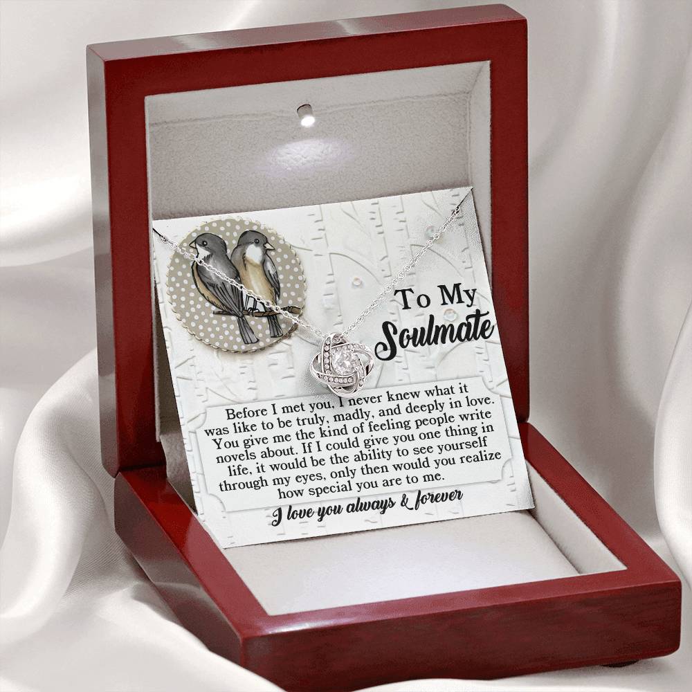 Soulmate - Write Novels - Love Knot Necklace