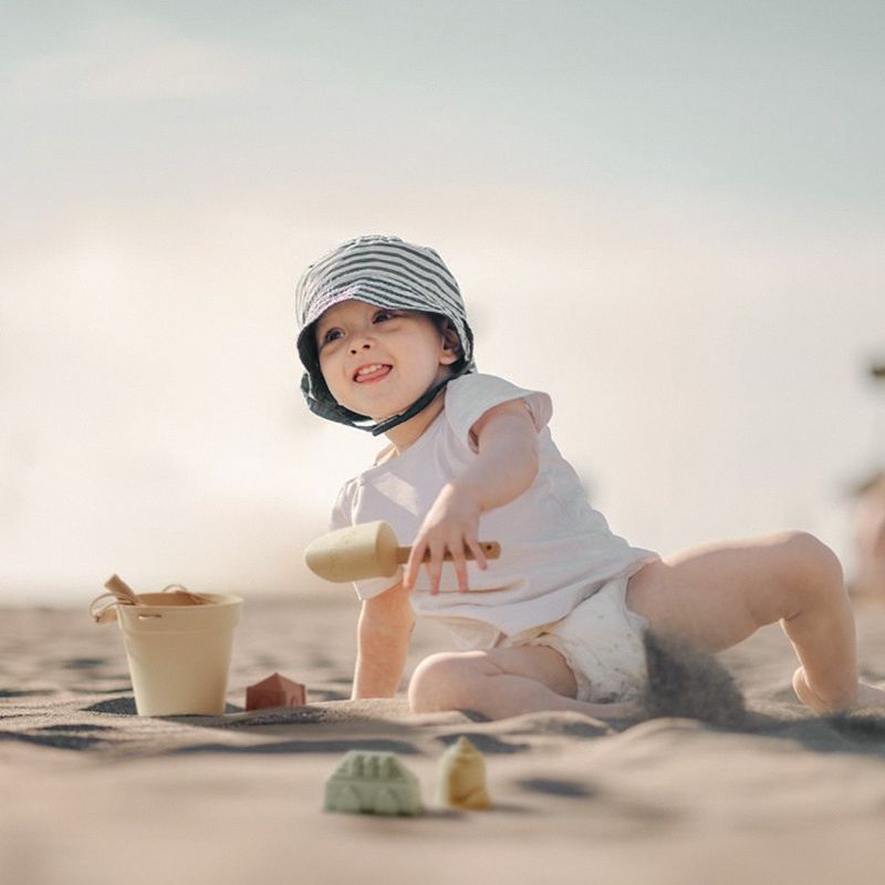 Silicone Beach Toy Set (Beige)