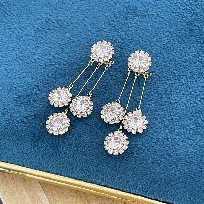 Zircon Round Leaf Earrings
