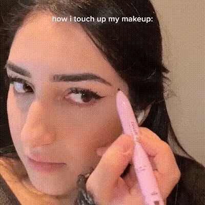 4-in-1 Touch Up GlamPen – Pocket Makeup Kit