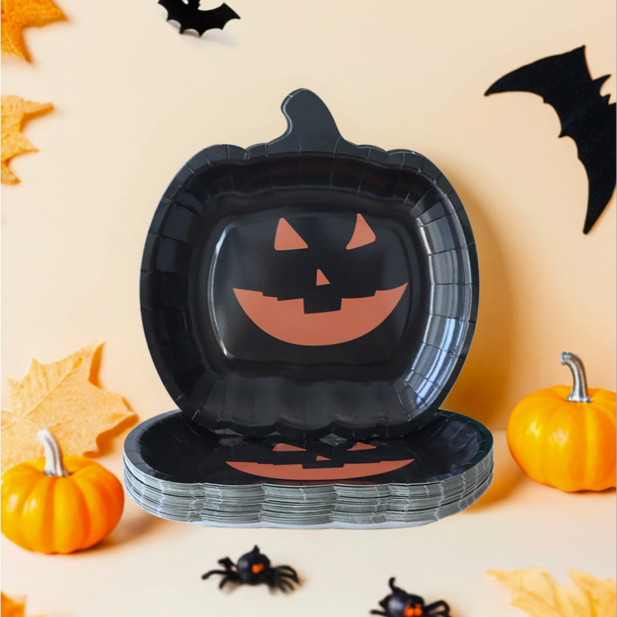 Halloween Heavy Duty Disposable Paper Plates with Pumpkin Jack-O-Lantern Design