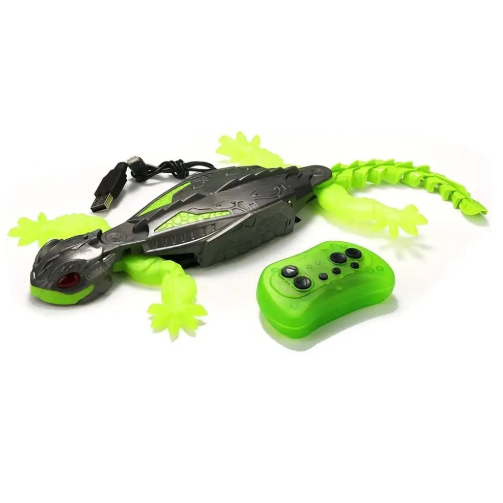 Halloween Remote Control Spider Toy with Glowing LED Eyes and Wall Climbing