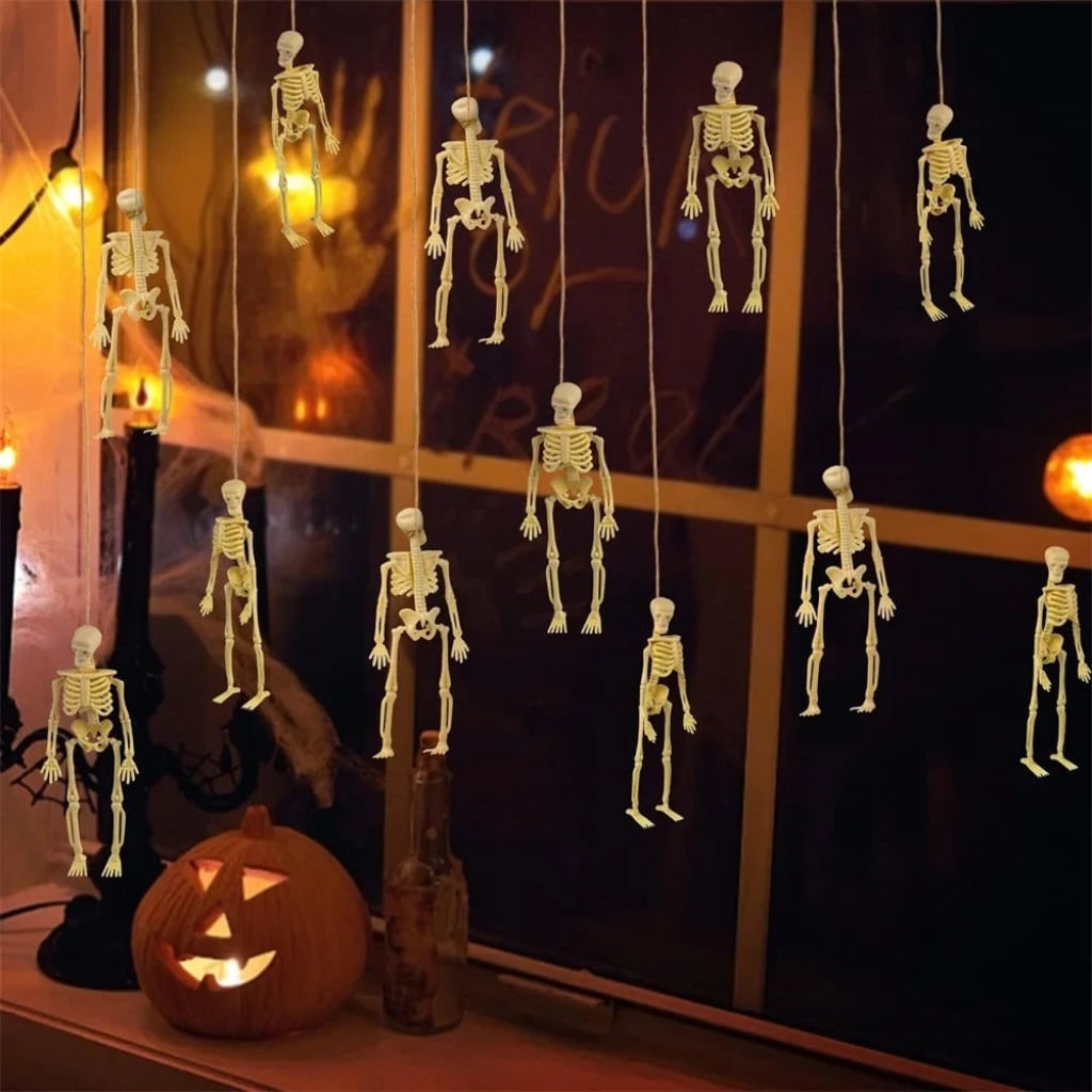 Halloween Skeleton Decorations Mini Plastic Poseable Figures for Party and Haunted House