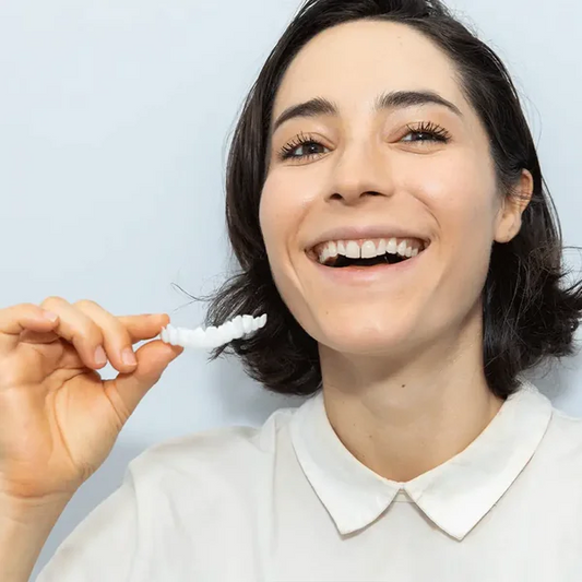 Teeth Aligners - Pop-On Veneers