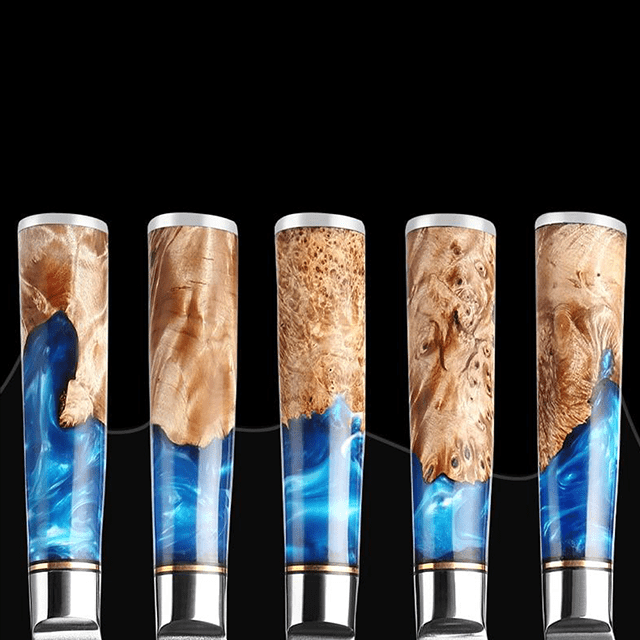 Gyuto (ぎゅうとう) Japanese Damascus Steel Knife with Coloured Blue Handle