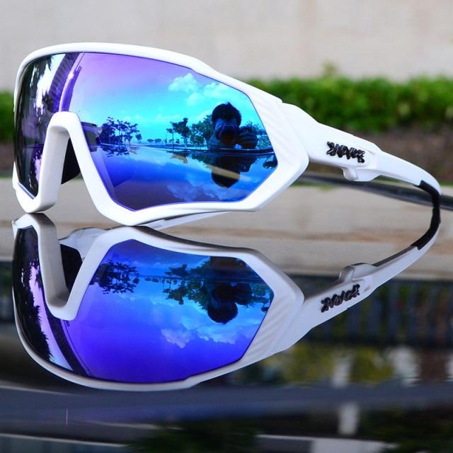 Polarized Cycling Glasses