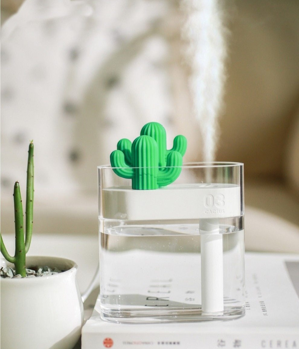 Ultrasonic Essential Oil Diffuser with Cactus Design, 160ml Capacity and Color Night Light