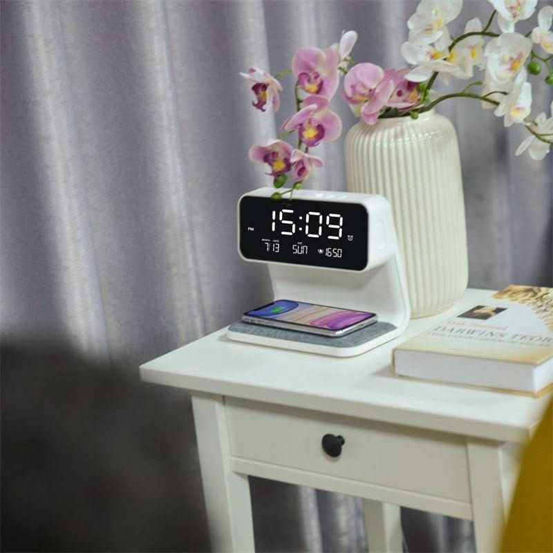 SleekStation – Clutter-Free Nightstand Solution with Touch Lamp