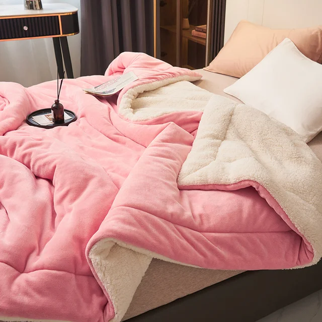 Ultra Plush Throw Blanket with Soft Faux Fur and Sherpa Fleece Quilted Flannel Bed