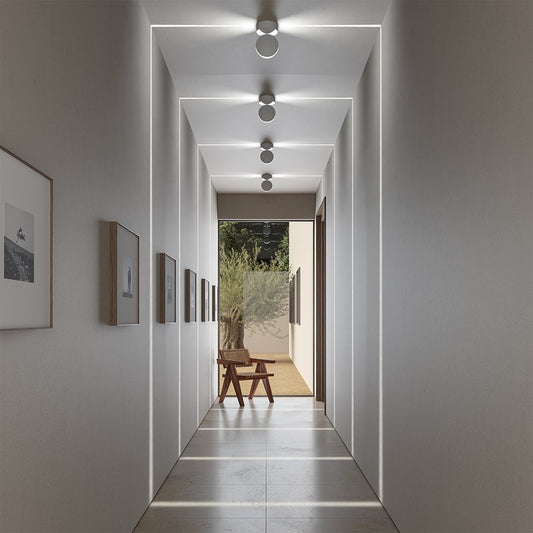 LED Spotlight with 360° Rotatable Light Element – Modern Indoor/Outdoor Lighting